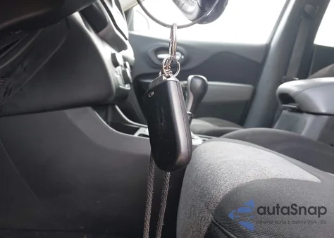 2014 Jeep Cherokee Latitude из США, поврежденный, VIN 1C4PJLCS7EW256084